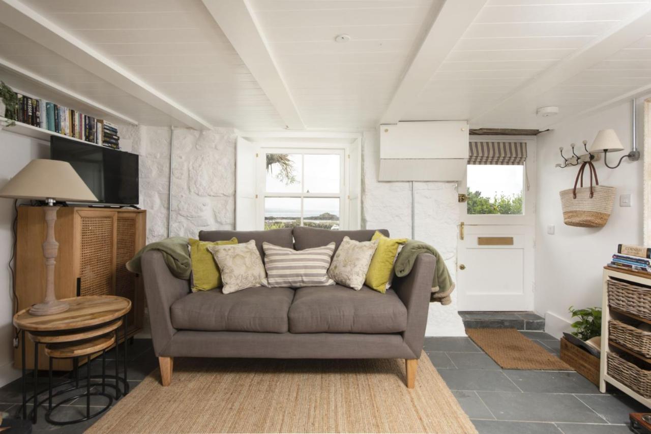 Mariners Cottage Mousehole Exterior photo