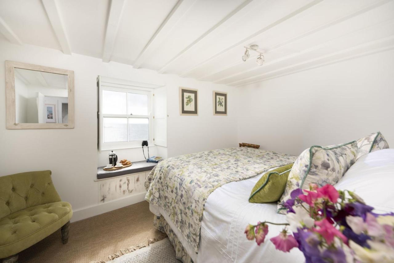 Mariners Cottage Mousehole Exterior photo
