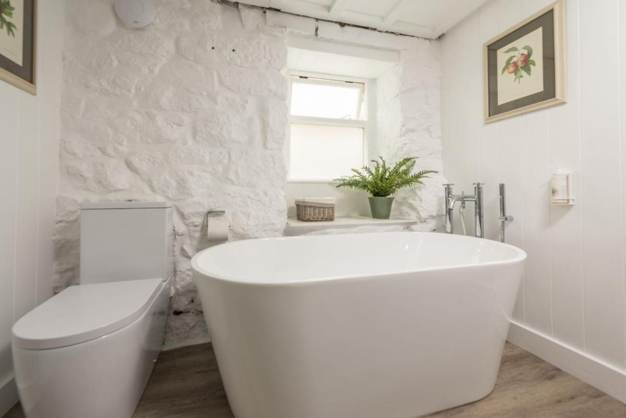 Mariners Cottage Mousehole Exterior photo